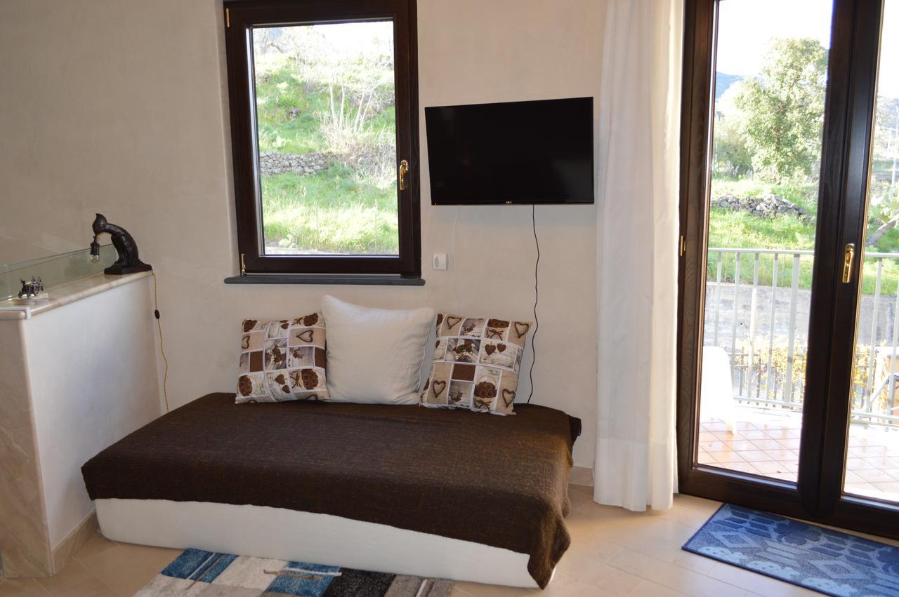 La Reggia Dell'Etna Villa ซัฟเฟรานา เอตเนอา ภายนอก รูปภาพ